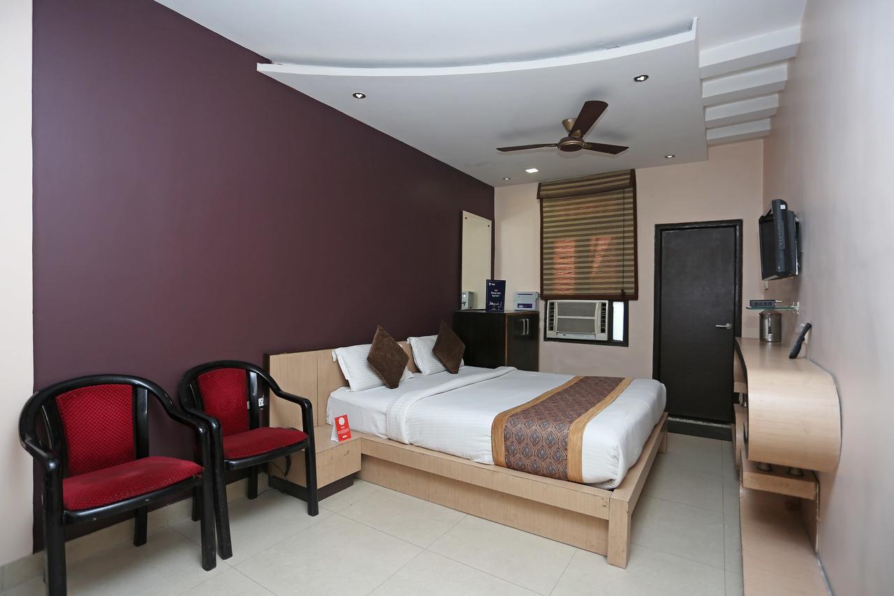 Oyo 11596 Sanjay Guest House Kanpur Luaran gambar