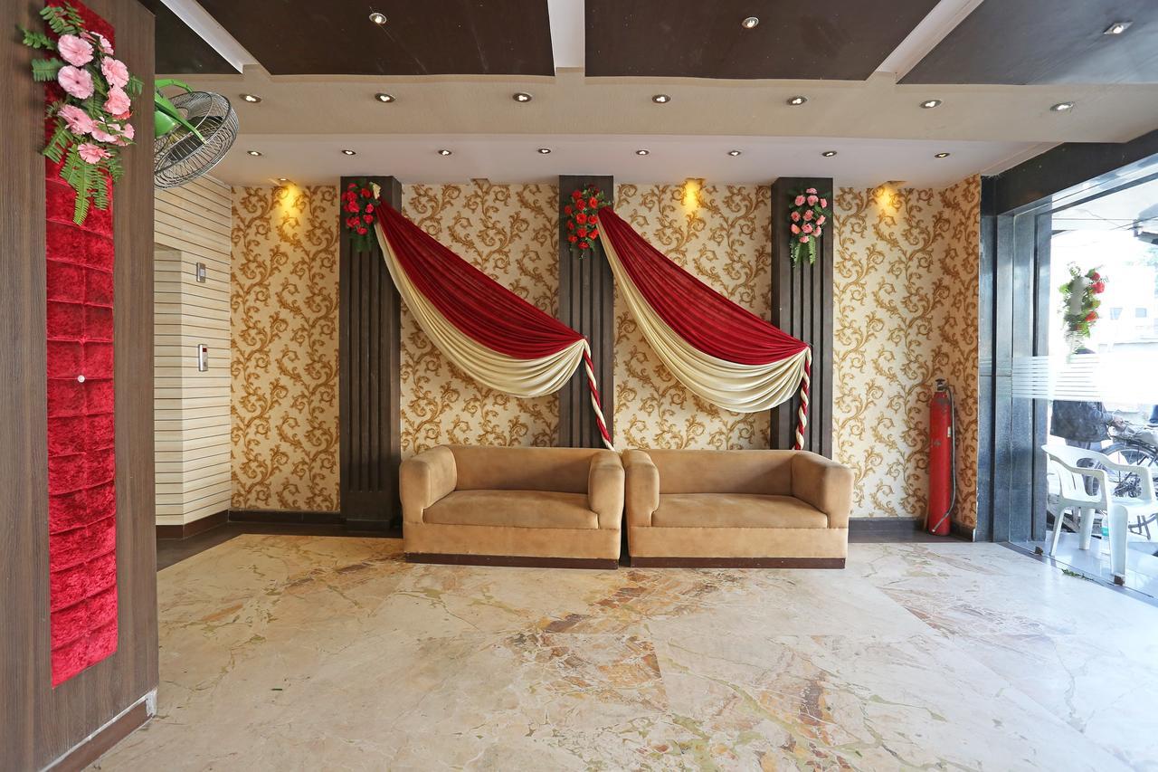 Oyo 11596 Sanjay Guest House Kanpur Luaran gambar